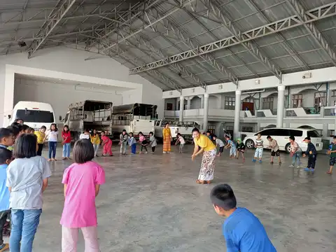 Laˇhuˍ liꞈ henˇ ve_07